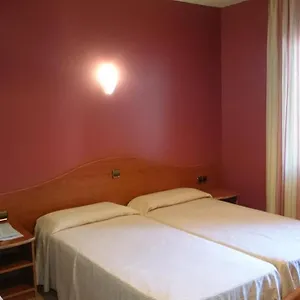 Athene Neos Hotel